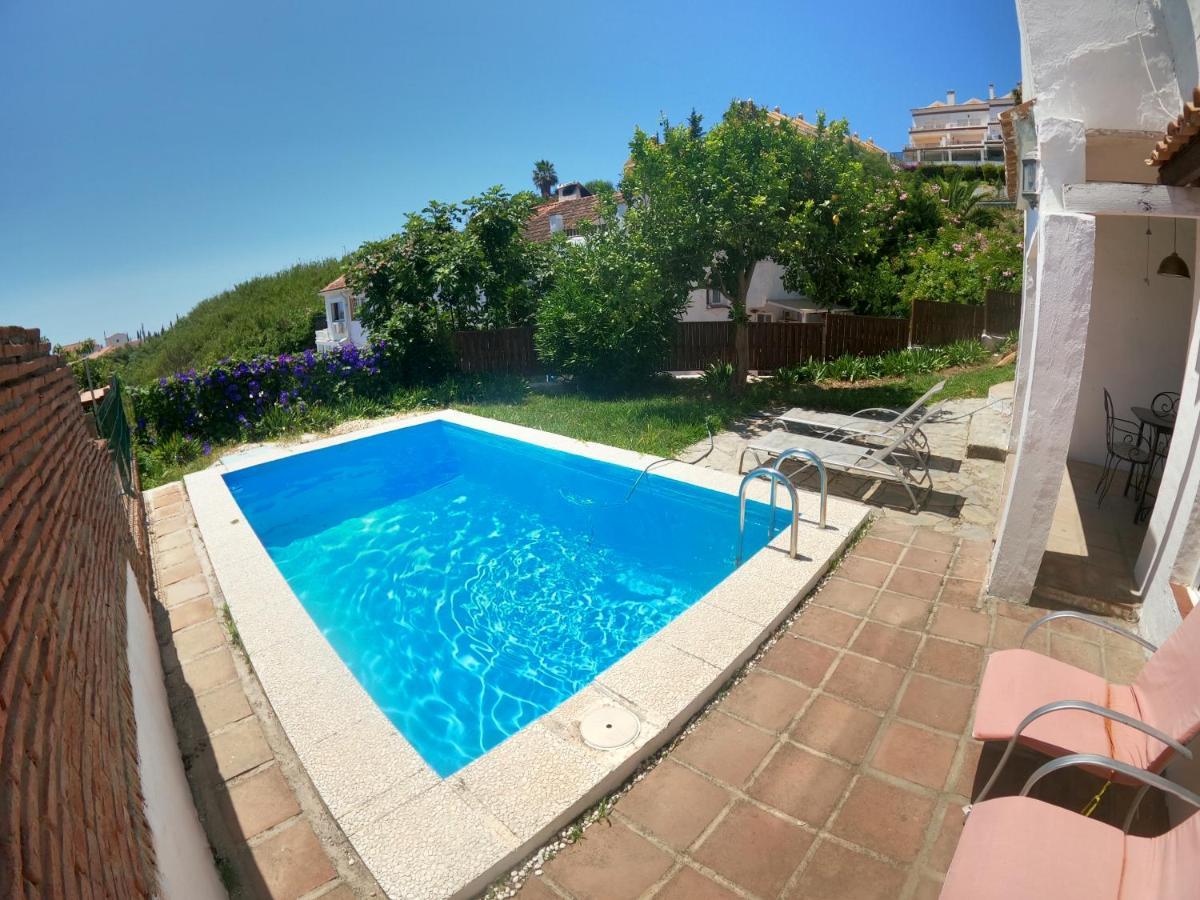 Апартаменты Private Pool Манилва Экстерьер фото